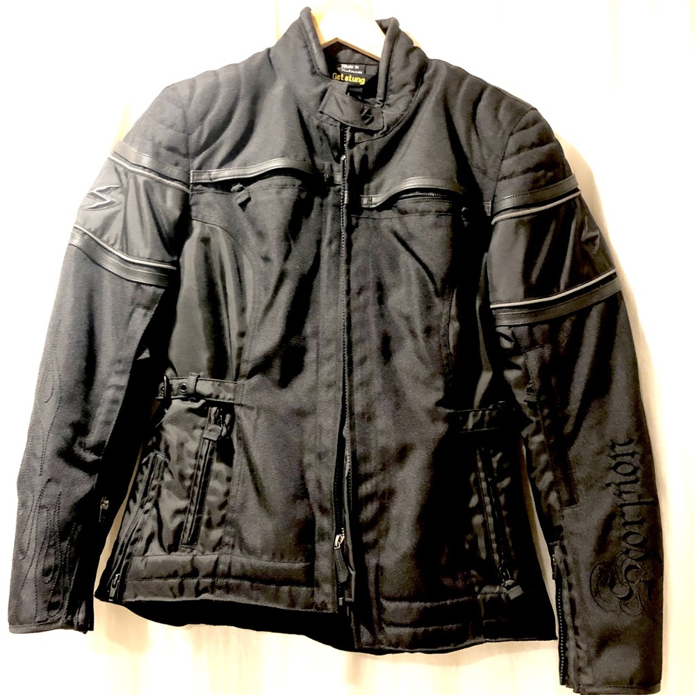 Like New Scorpion EXO Women’s Motorcycle Jacket Medium Black Fall and Winter